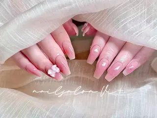 ネイル ✨Nailsalon Vi+✨のネイルデザイン