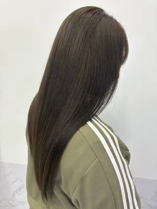 ロング カラー 八代 珠羽のヘアスタイル