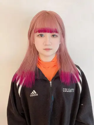 カラー 🎀ボブ+ハイトーン シュカ👶🏻のヘアスタイル