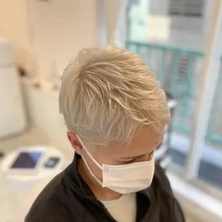 ショート カラー 美容室ACTOR所属・TAE .のヘアスタイル