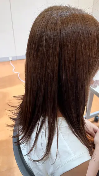 セミロング カラー 花澤 紗更のヘアスタイル