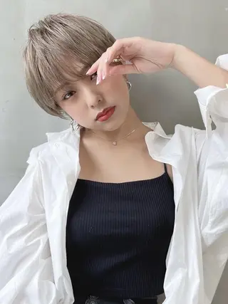 ショート カラー SOURCE 天王寺のヘアスタイル