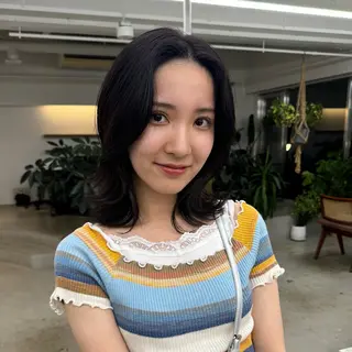 カラー 澁谷 咲映のヘアスタイル