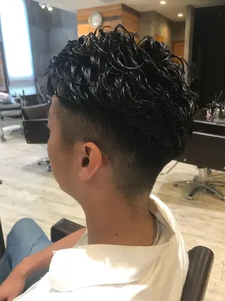 ショート カラー パーマ ヘアアレンジ メンズ キッズ ネイル マツエク・マツパ MODEK's西宮店 マネージャー神道有基のヘアスタイル