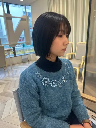 ショート カラー ベージュ/インナー カラー🤍Rieのヘアスタイル