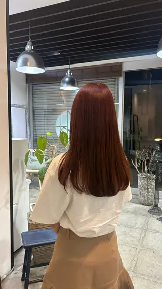 セミロング Buddyhair LEAP所属・ひいろ パーマ/ダブルカラーのヘアスタイル