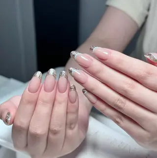 ネイル 高木 維麗絲のネイルデザイン