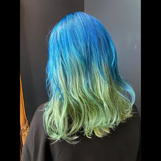 ミディアム カラー TWIN【トゥイン】所属・👑似合わせレイヤー が好評👑佐久田のヘアスタイル