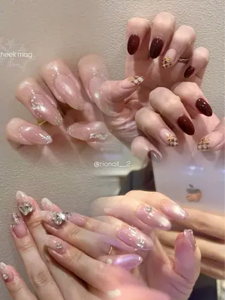 ネイル 𝘙𝘪𝘰𝘯𝘢 ...🕯🤍のネイルデザイン