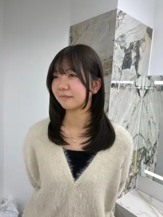 ミディアム カラー 🎀 ほんだ ことね 🎀のヘアスタイル