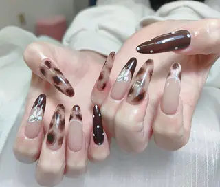 ネイル モニカ アキイのネイルデザイン