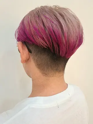 メンズ カラー メンズ ヘアメイク  ハイトーン キャロのヘアスタイル