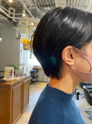 ショート カラー レイヤー／似合わせ TAKUYAのヘアスタイル