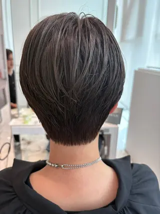 ショート ✂️小顔カット✂️ 山本有紀のヘアスタイル