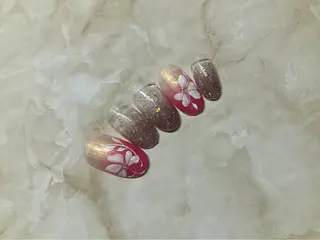 ネイル andulte MAIのネイルデザイン