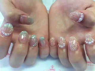 ネイル ネイルリボン 受付スタッフのネイルデザイン