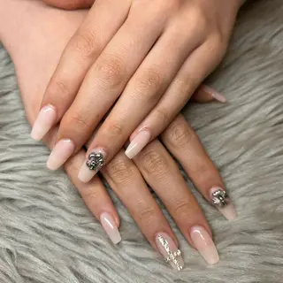 ネイル cut&style CLOWN所属・Tobayama 🐈‍⬛໒꒱· ﾟのネイルデザイン