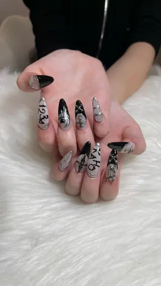 ネイル The 1989 Nail Salonのネイルデザイン