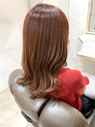 セミロング カラー 小原 慧美のヘアスタイル