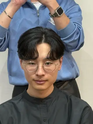 ショート パーマ メンズ 韓国風メンズ/毛流れ ヘアなら須田龍世のヘアスタイル