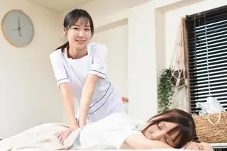 整体フェイシャル EMINALのエステ・リラクイメージ