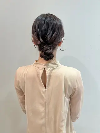 セミロング ヘアアレンジ ノイシキ サキのヘアスタイル