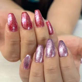 ネイル ラヴィアンローズ所属・S. kurumiのネイルデザイン