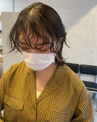 ミディアム パーマ ヘアアレンジ satsuki 暖色・ブラウンカラーのヘアスタイル