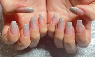 ネイル VIERU 🌈🎀💖のネイルデザイン