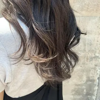 ロング カラー 韓国🇰🇷髪質改善 Chisaki치사키のヘアスタイル