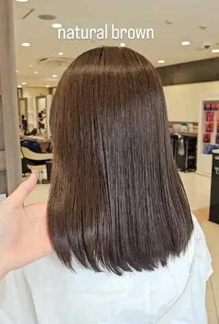 セミロング カラー ナチュラル暖色カラー 🤎 佐藤栞のヘアスタイル