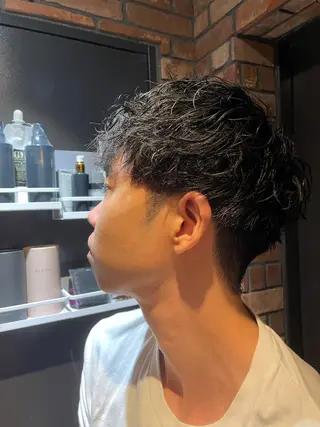 パーマ 横浜フェードカット 田嶋勇祐のヘアスタイル