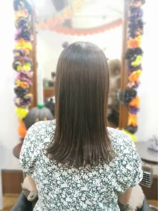 ロング プリバート所属・上間 洋子のヘアスタイル