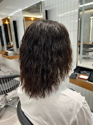 セミロング パーマ メンズ 豊崎 佑輔のヘアスタイル