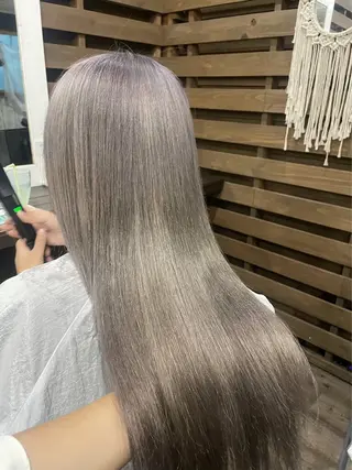 ロング ココルアナ所属・ゆう/大阪豊中/海外 カラー/艶カラーのヘアスタイル