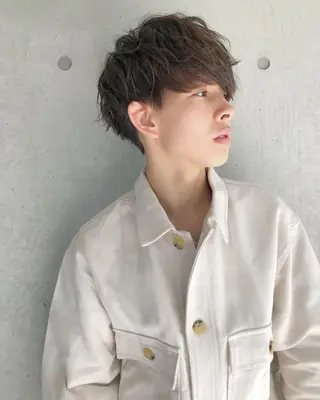 パーマ メンズ Loy所属・メンズヘア特化 パーマ 縮毛矯正🔷のヘアスタイル