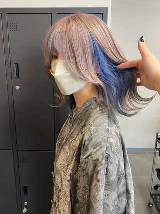 セミロング maco 艶感ハイトーン🦋のヘアスタイル