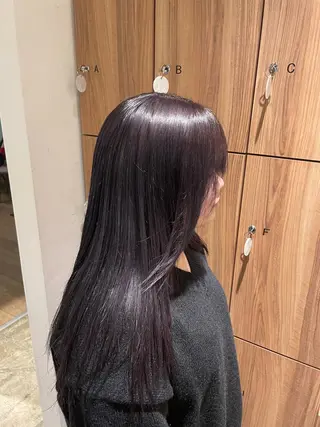 ロング カラー 小宮山 桃加のヘアスタイル