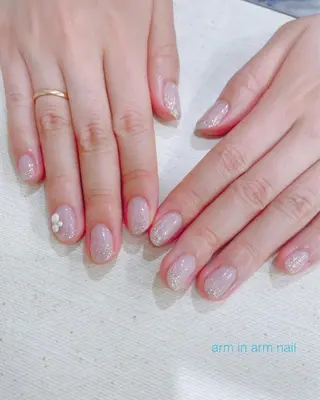 ネイル arm in arm ︎✿Yamamotoのマツエク・マツパデザイン