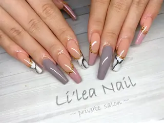 ネイル Li'leaNail AINAのネイルデザイン