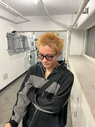 ショート カラー メンズ 退色まで透明感ある ダブルカラー/リクのヘアスタイル