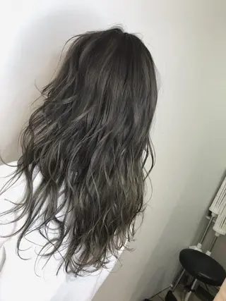 セミロング カラー Che'ri所属・海外レイヤー/ レイヤーカット/和田のヘアスタイル