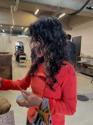 ロング パーマ パーマ/レイヤー 岩山丈一郎のヘアスタイル