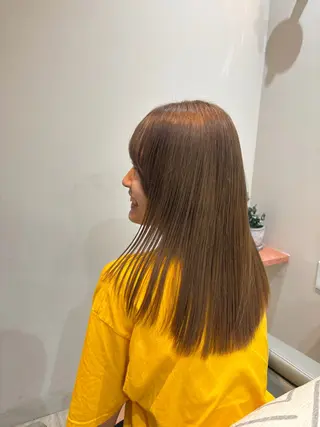 カラー 櫻井 莉子のヘアスタイル