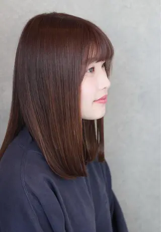 ミディアム カラー ヘアアレンジ ROOTS martinのヘアスタイル