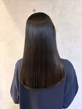 ミディアム 新田 璃那のヘアスタイル