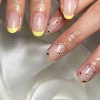 ミディアム ネイル richeri beautyのネイルデザイン