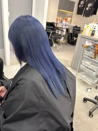 カラー 小森春果/透け感/ ケラスターゼ/艶髪のヘアスタイル