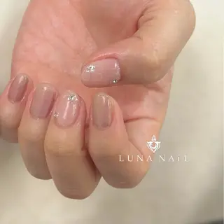 ネイル アトリエ　ミモザ所属・いまむら あかりのネイルデザイン