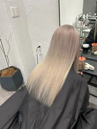 カラー DAO所属・anju/大阪/ ハイトーン/心斎橋のヘアスタイル